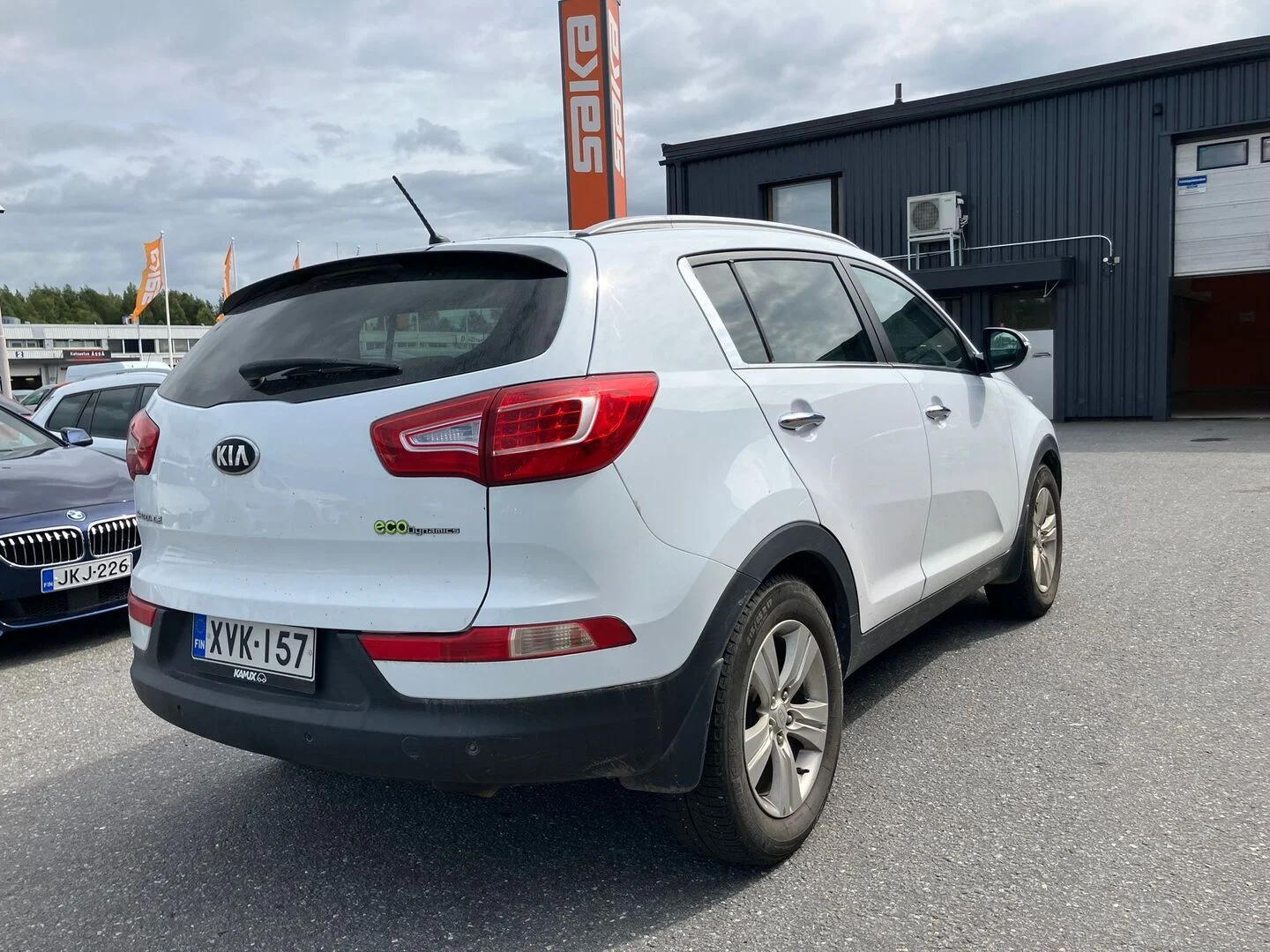 Car Image - 5al0USyPcxkwe2kEfKkLwJ