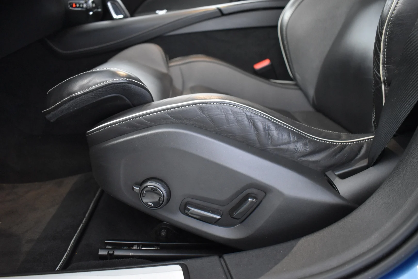 Car Image - 4OaWln1xCjQbdYvUEzYCfn