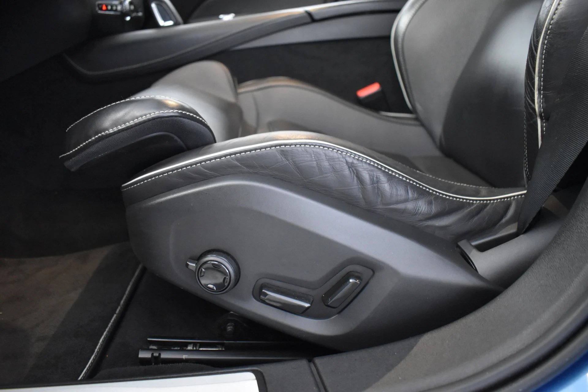 Car Image - 4OaWln1xCjQbdYvUEzYCfn