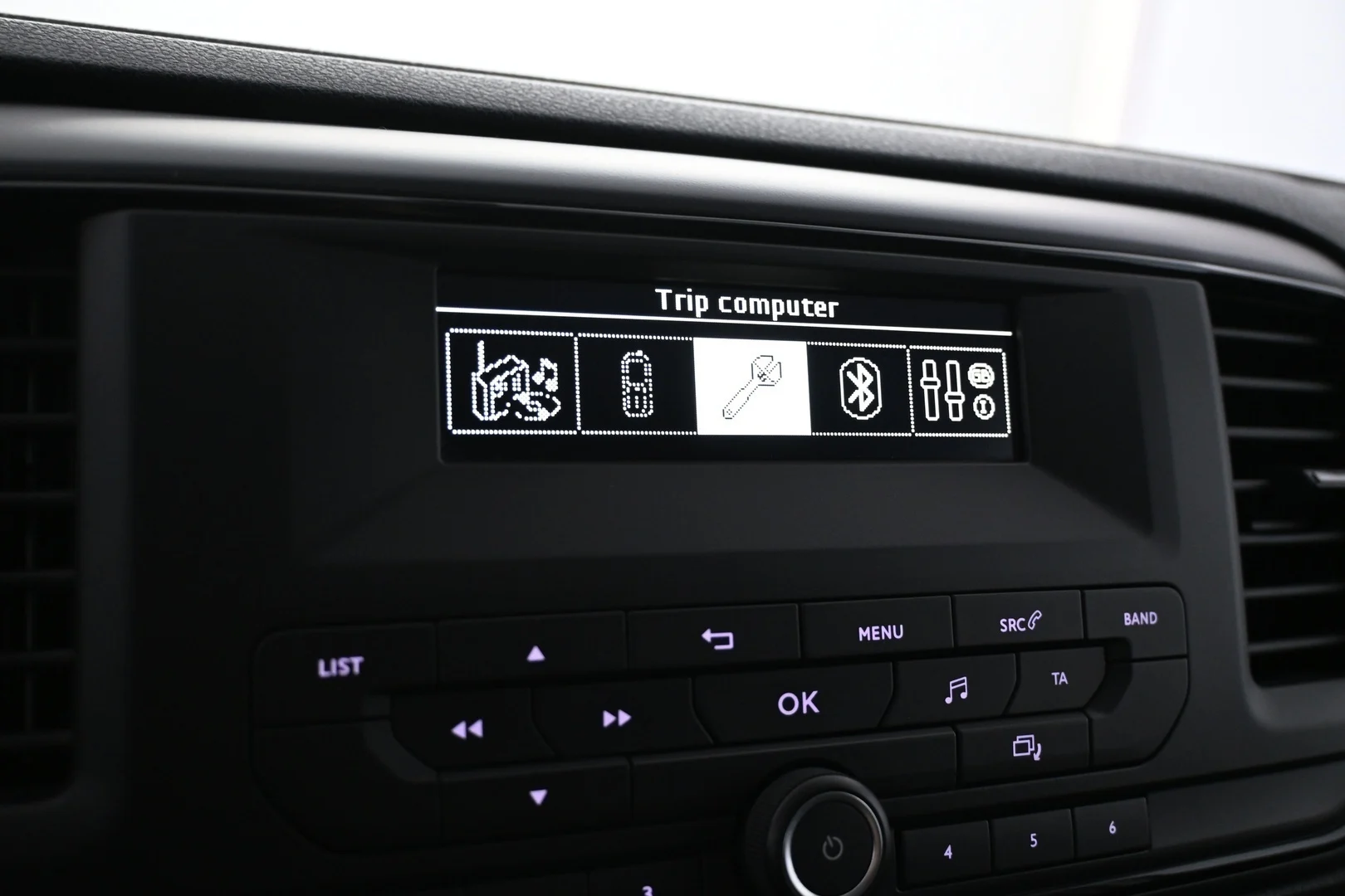 Car Image - 4kqRQgfX8w5VcgwbRb7byV