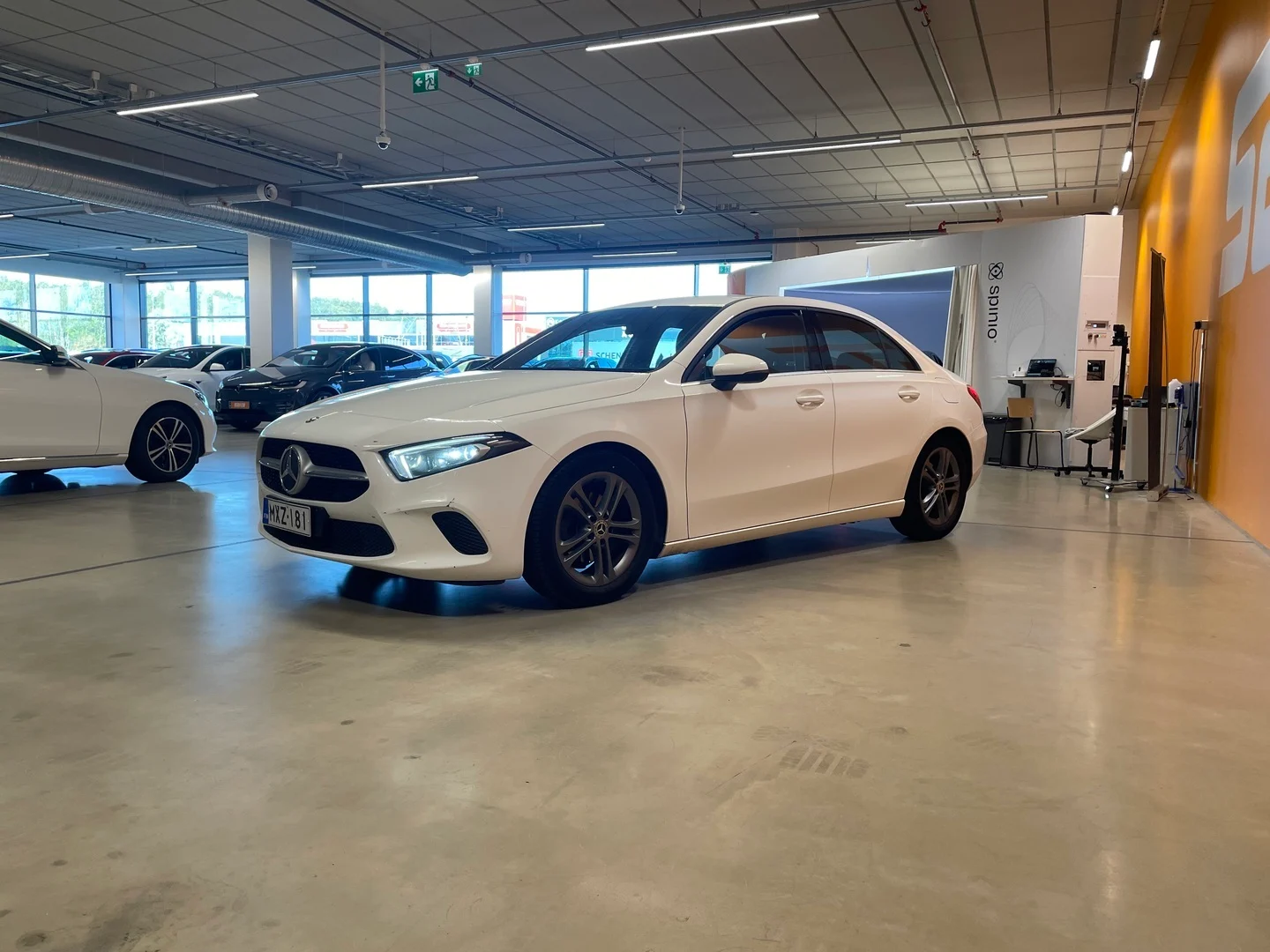 Car Image - 775eDQor3XknnIKR2fbPFA
