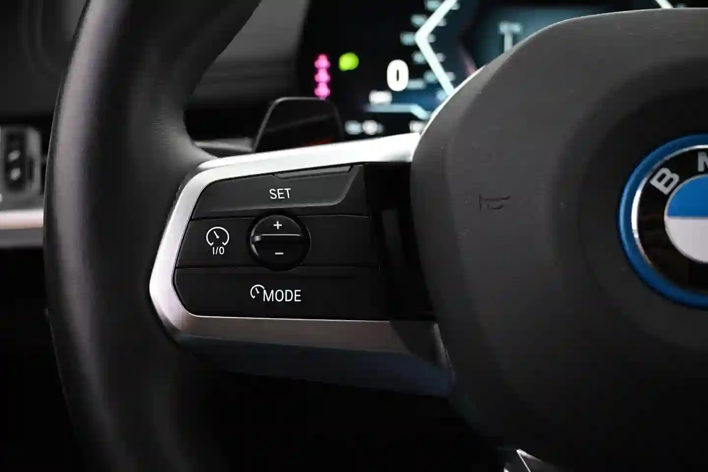 Car Image - 12JlXNuBvzFuqh9KMbnke6