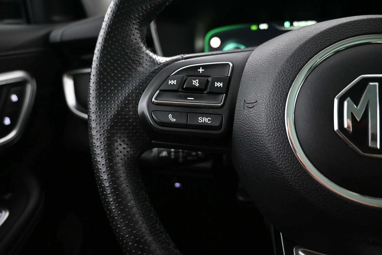 Car Image - pl5xCItXD4MQom7XWJuYC