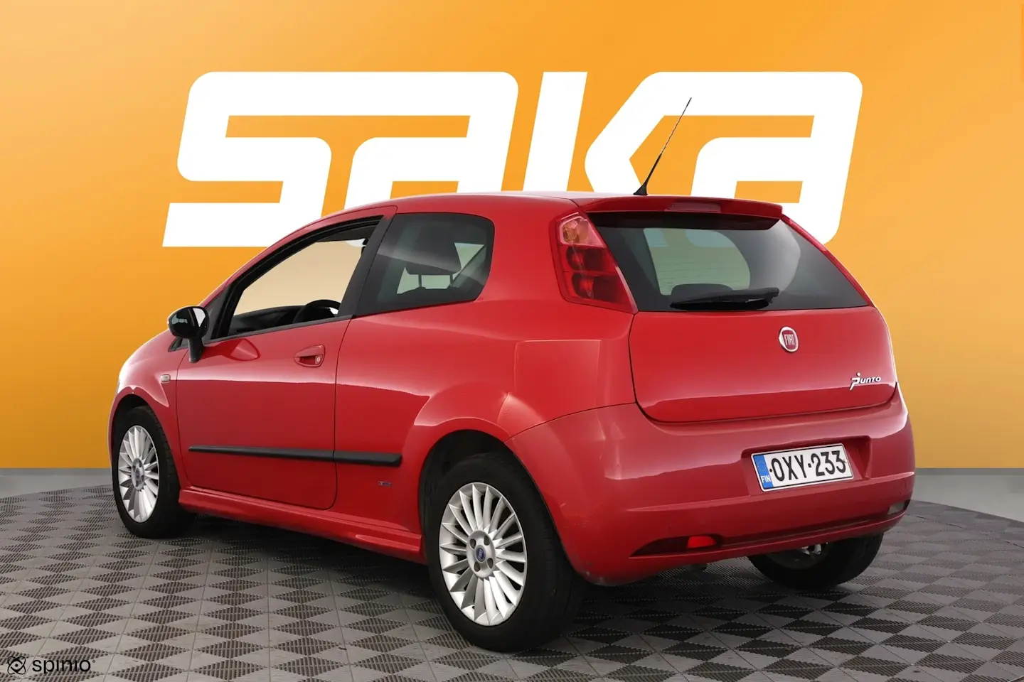 Car Image - 2b4iuUKLc3UuJ7hRTkjjoF