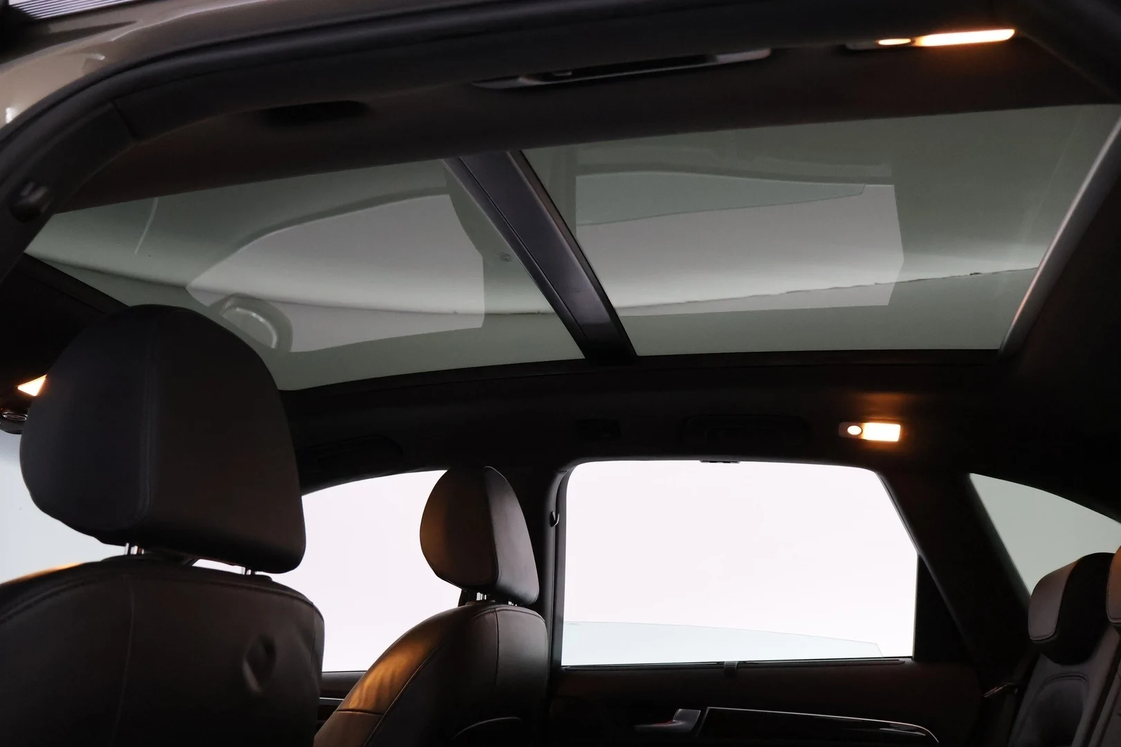 Car Image - vPggV2H0sGDfsbbsVqUgN