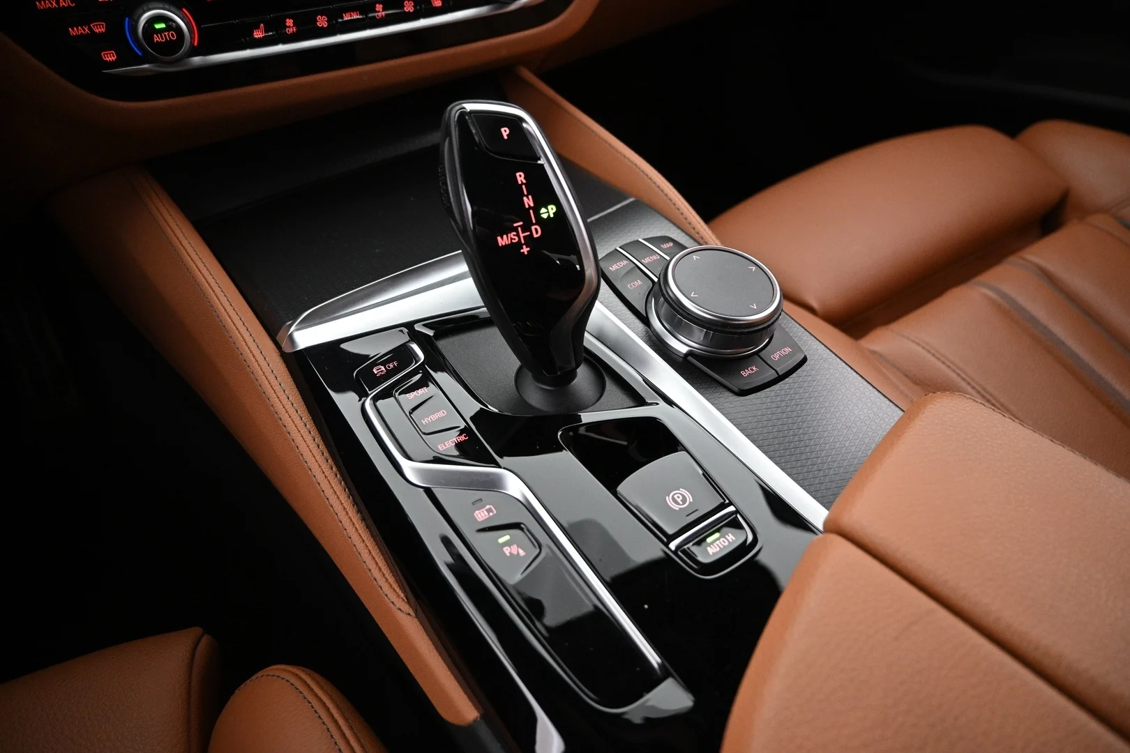 Car Image - 7ke2eYgHRbj8V4N71ApkLQ