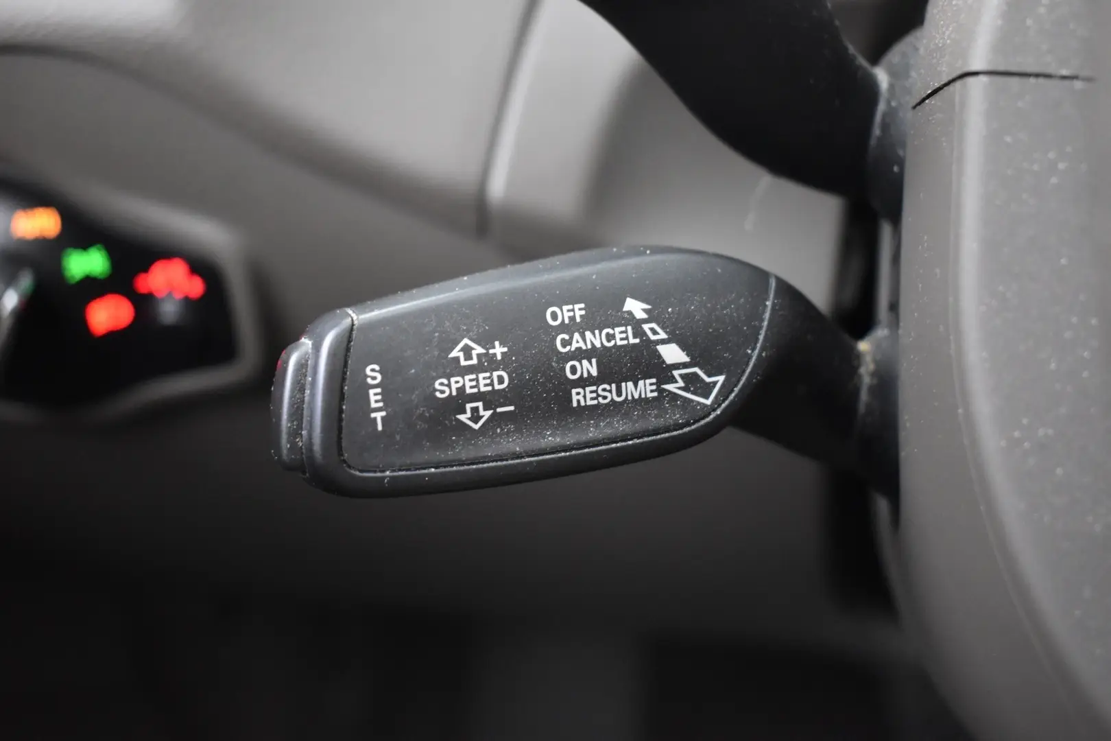 Car Image - 3ReWUYi70AcWMrYCBkge7u