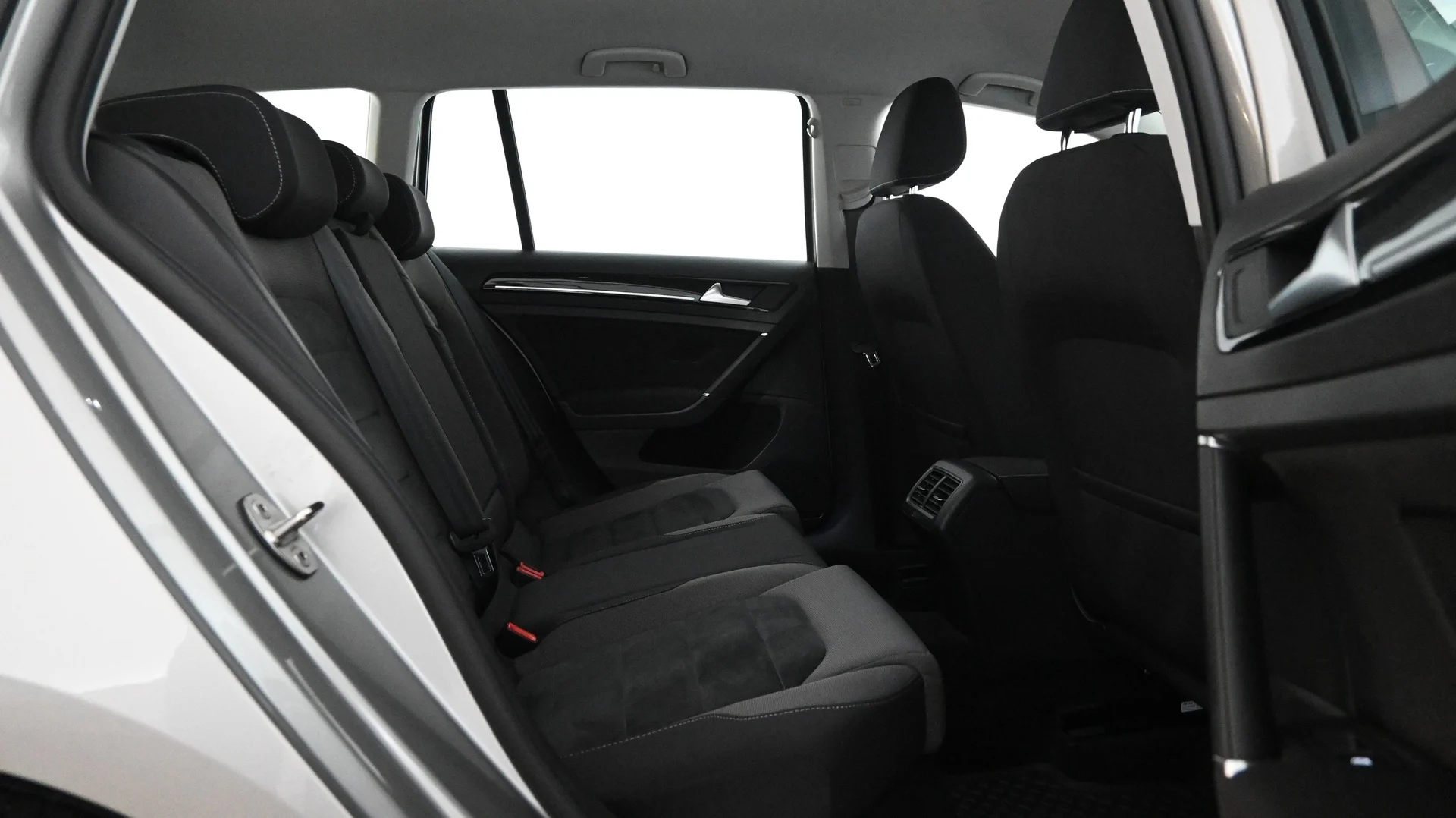 Car Image - 48p9ATN0heqTfn6tgz0IJI