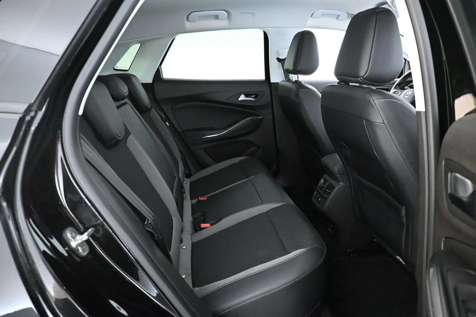 Car Image - 2MnCXXkg7JXwXN58kQZFuJ