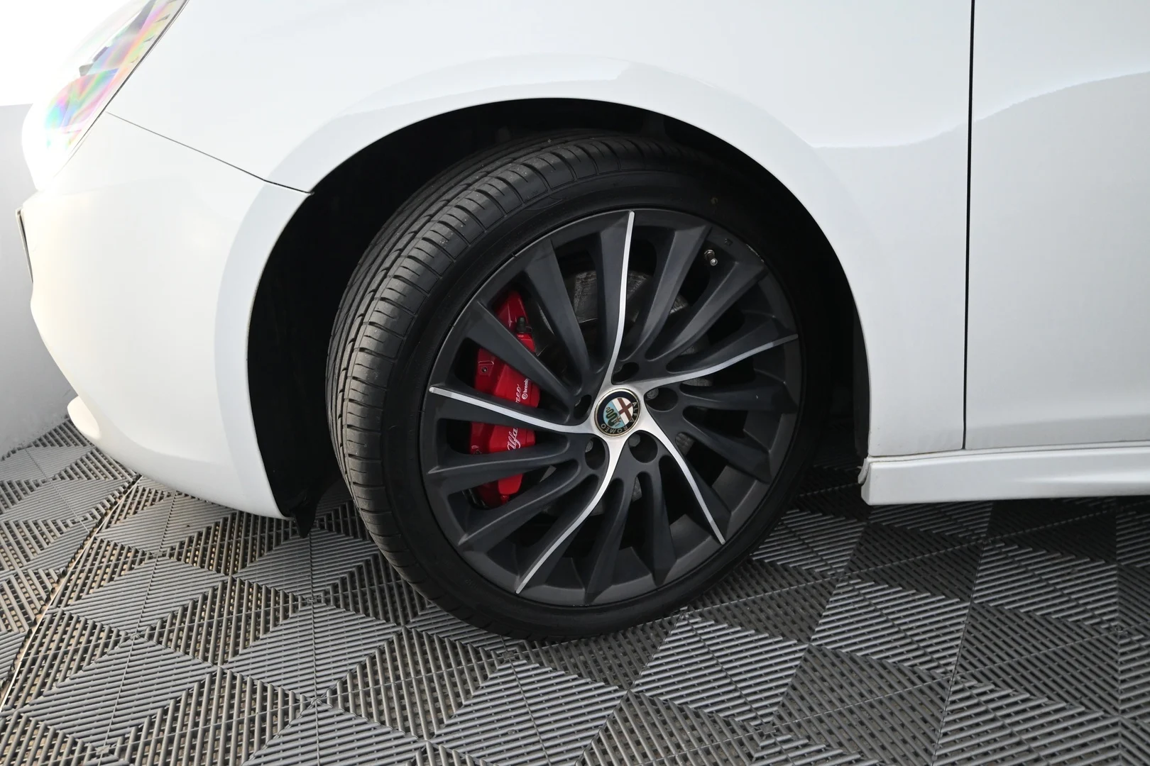 Car Image - 3IG0J5q9iu3WM7iZBNd9tP