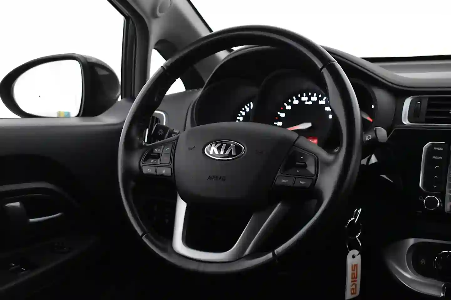 Car Image - 5d7n47yIxljRC3SmRYNeVe