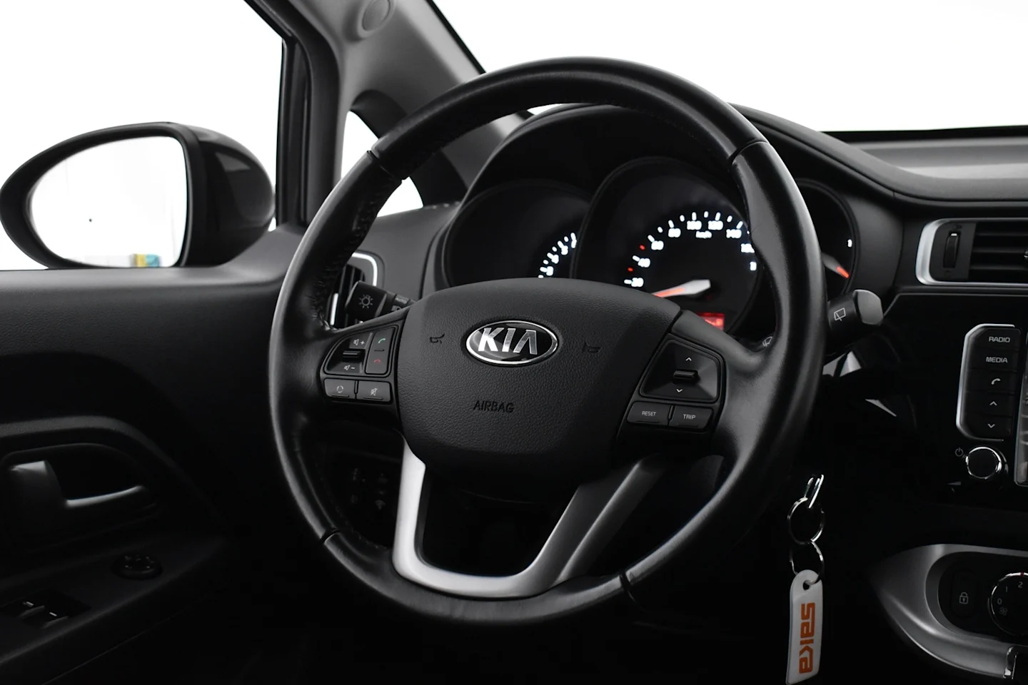 Car Image - 5d7n47yIxljRC3SmRYNeVe