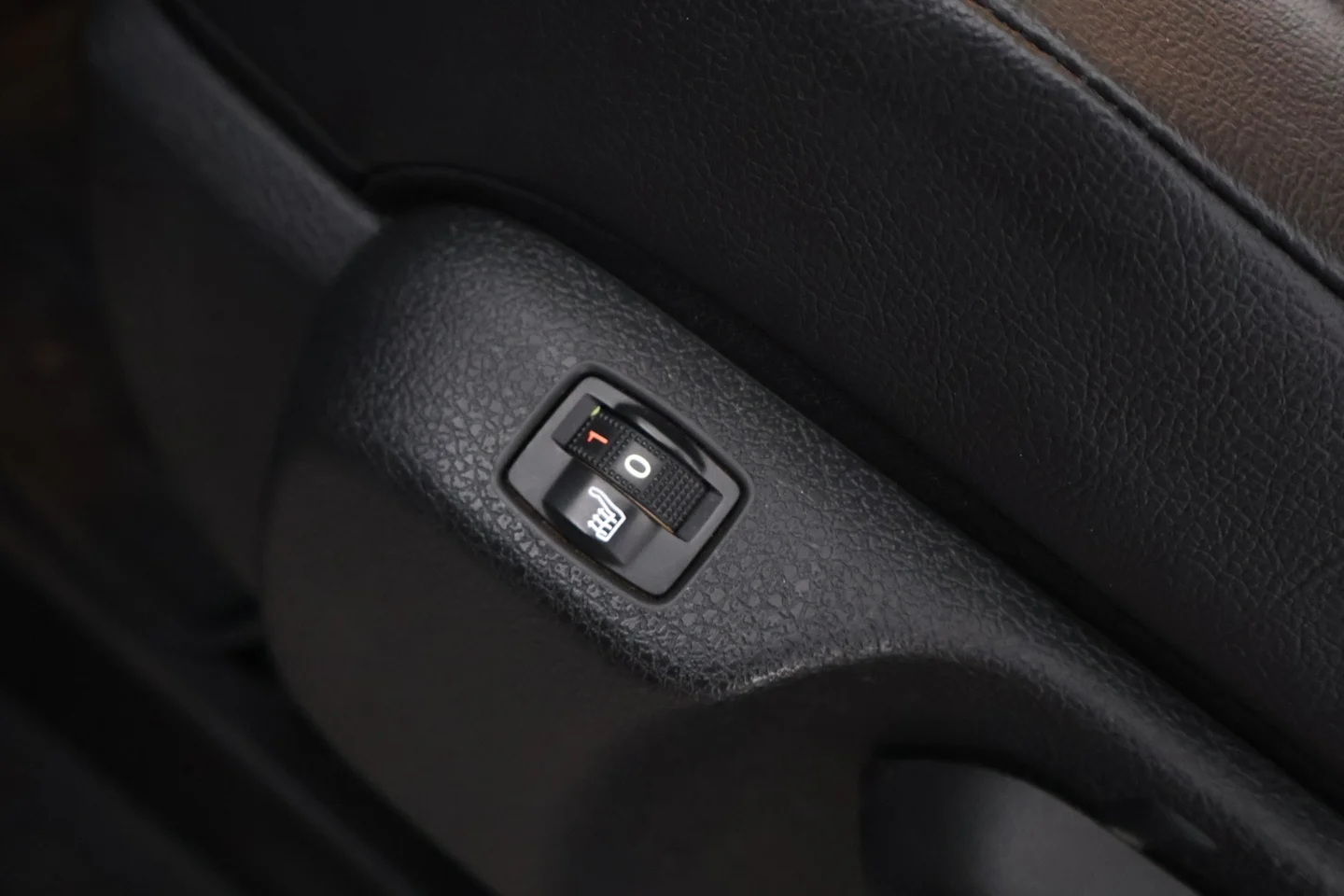 Car Image - 2lqxBzkZBElr7UM7a3KBgO