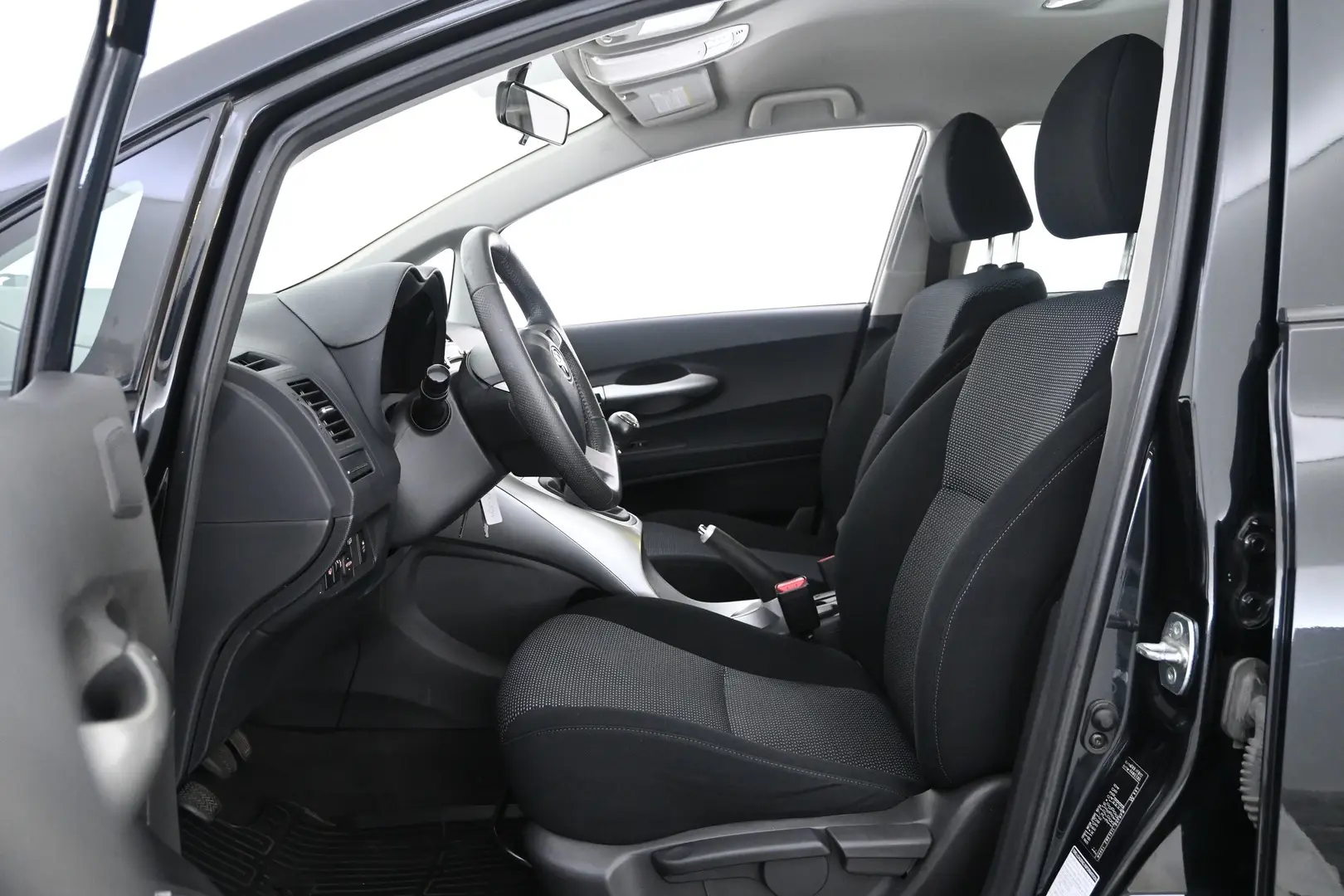 Car Image - 5Ep8v7WJKl4ngV70V1oiyi