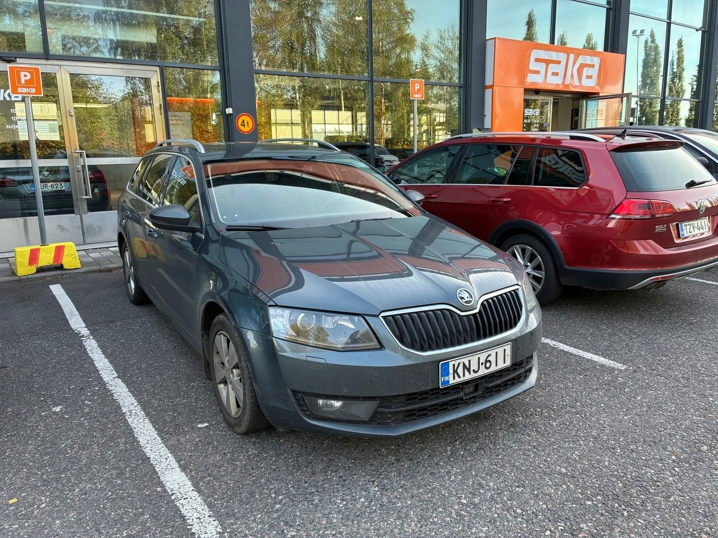 Car Image - 4gwI3EA43hHQQOrPmpi3jM