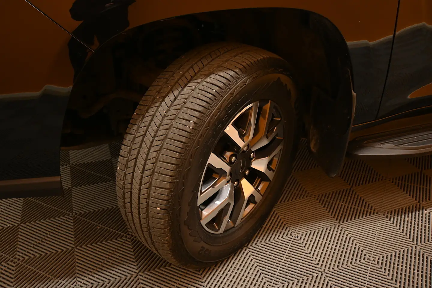 Car Image - 3PxO85eEWDreh4XeV8eHEC
