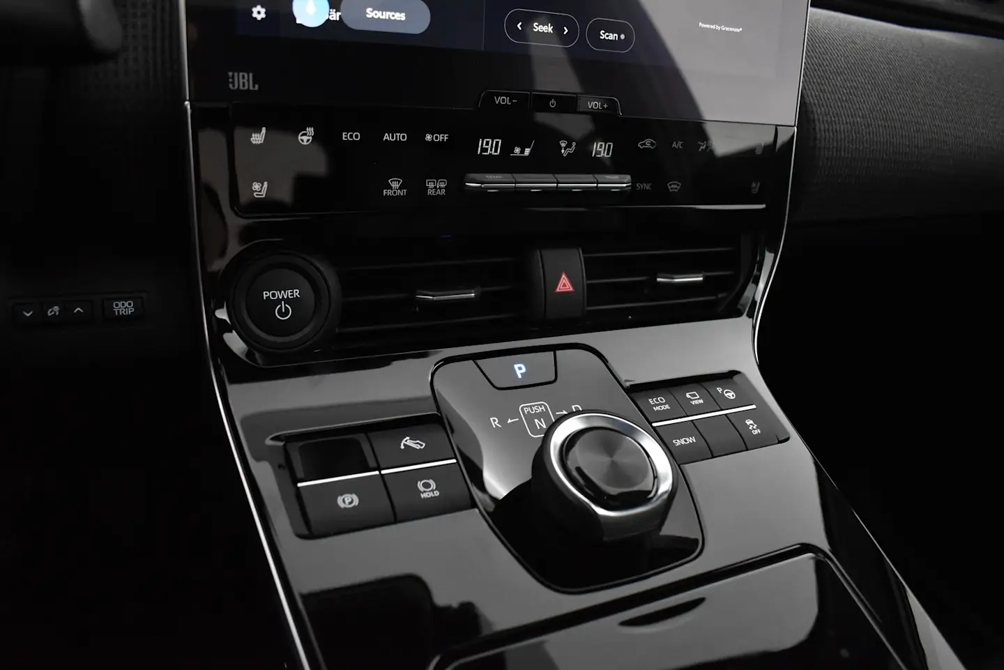 Car Image - 39J1SLYLeAf1WLSjpZKFYD