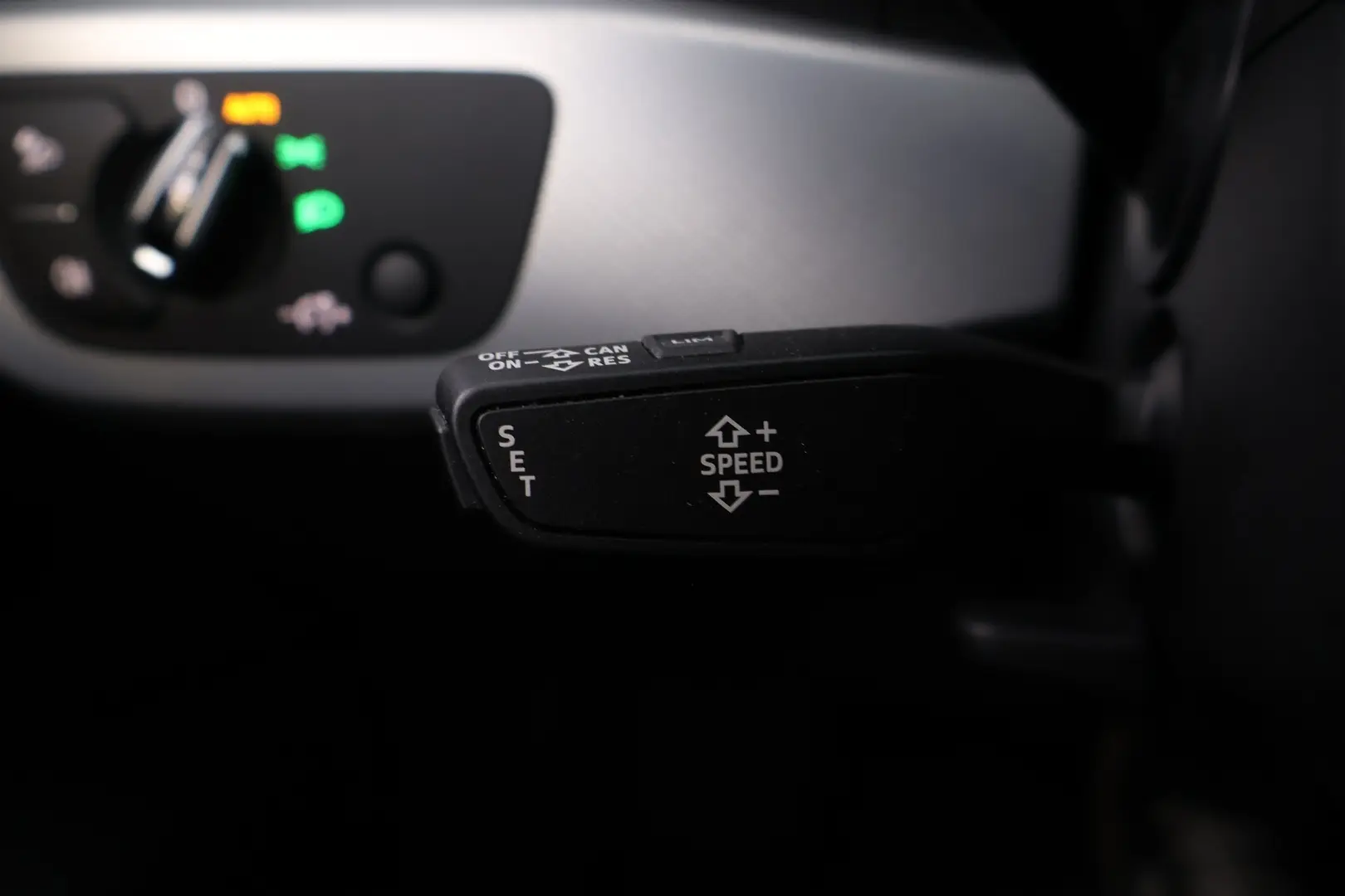 Car Image - 3Gb14petIFK08Fg4BR56h1