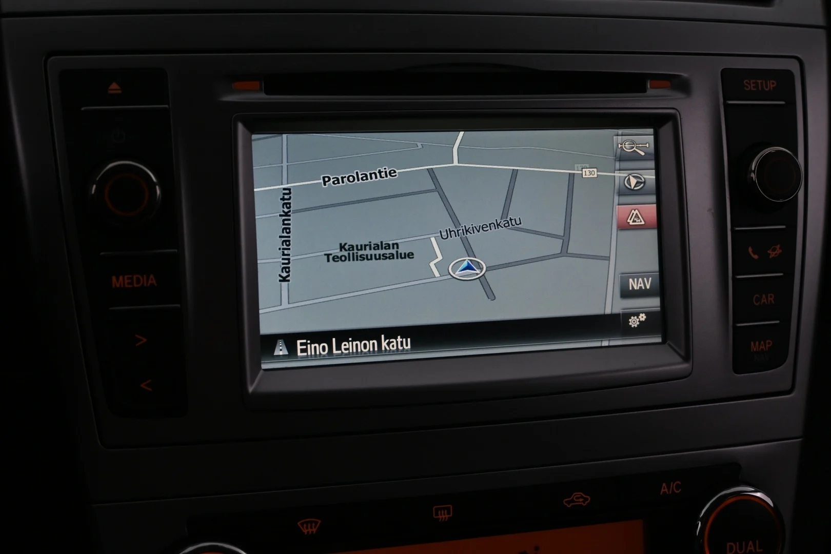 Car Image - 4vi1CxYAZ2D1GC4u1LtX85