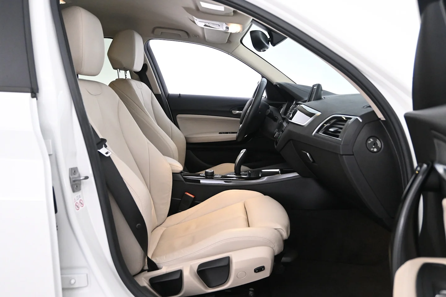 Car Image - 7pmkhNBXv3yuP6sLeTKXCE
