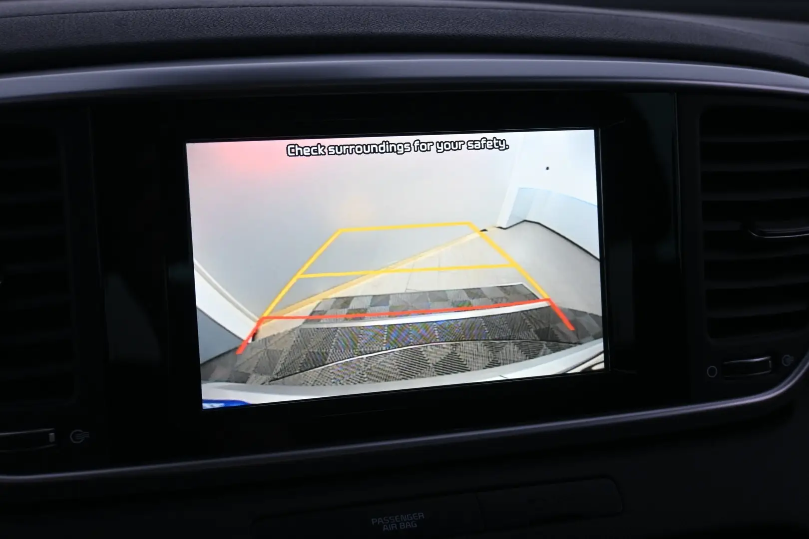 Car Image - 1LZdJTPX2oReWrXpjeiezG