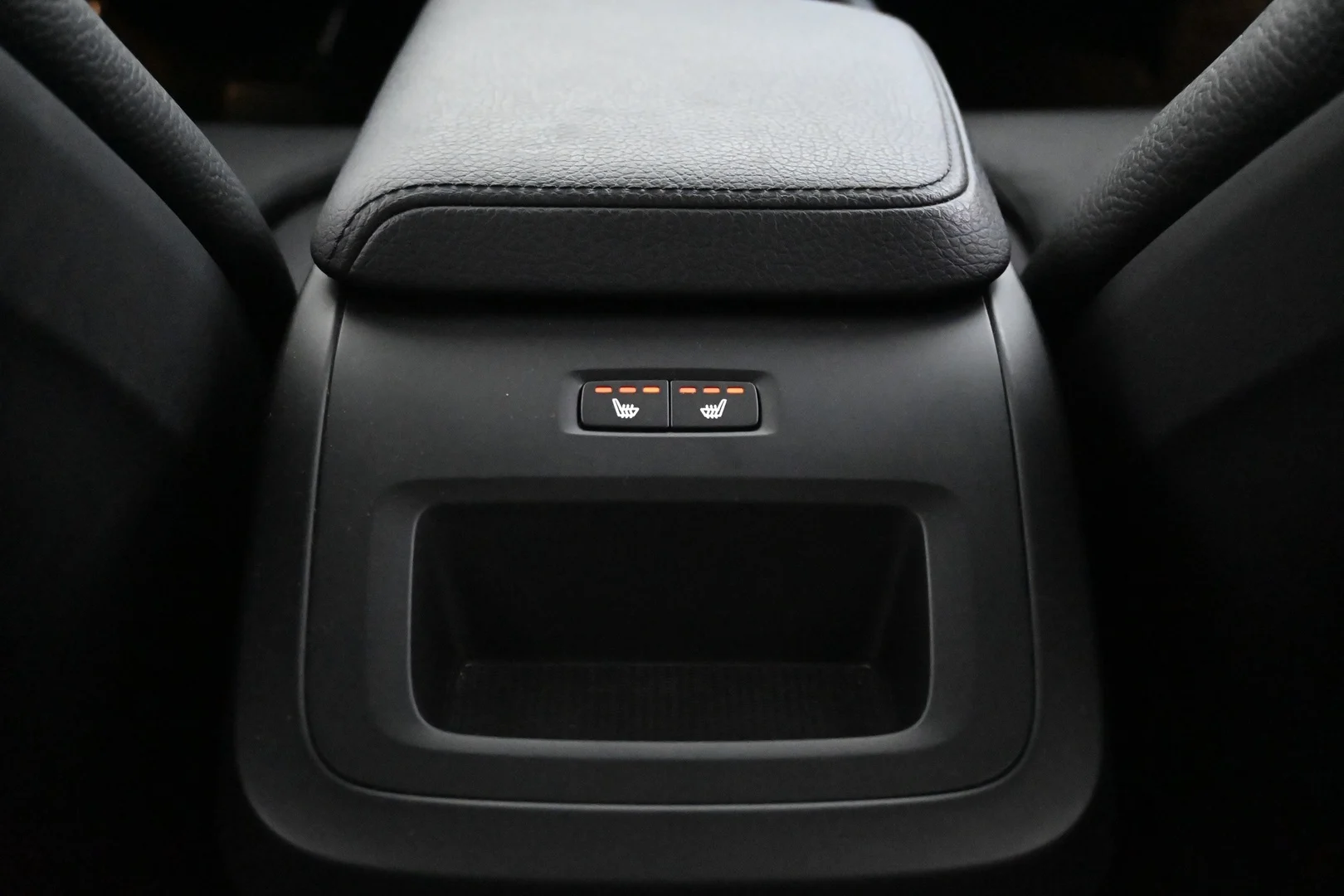 Car Image - 12kbqGki9gQss0EHFjRtLH