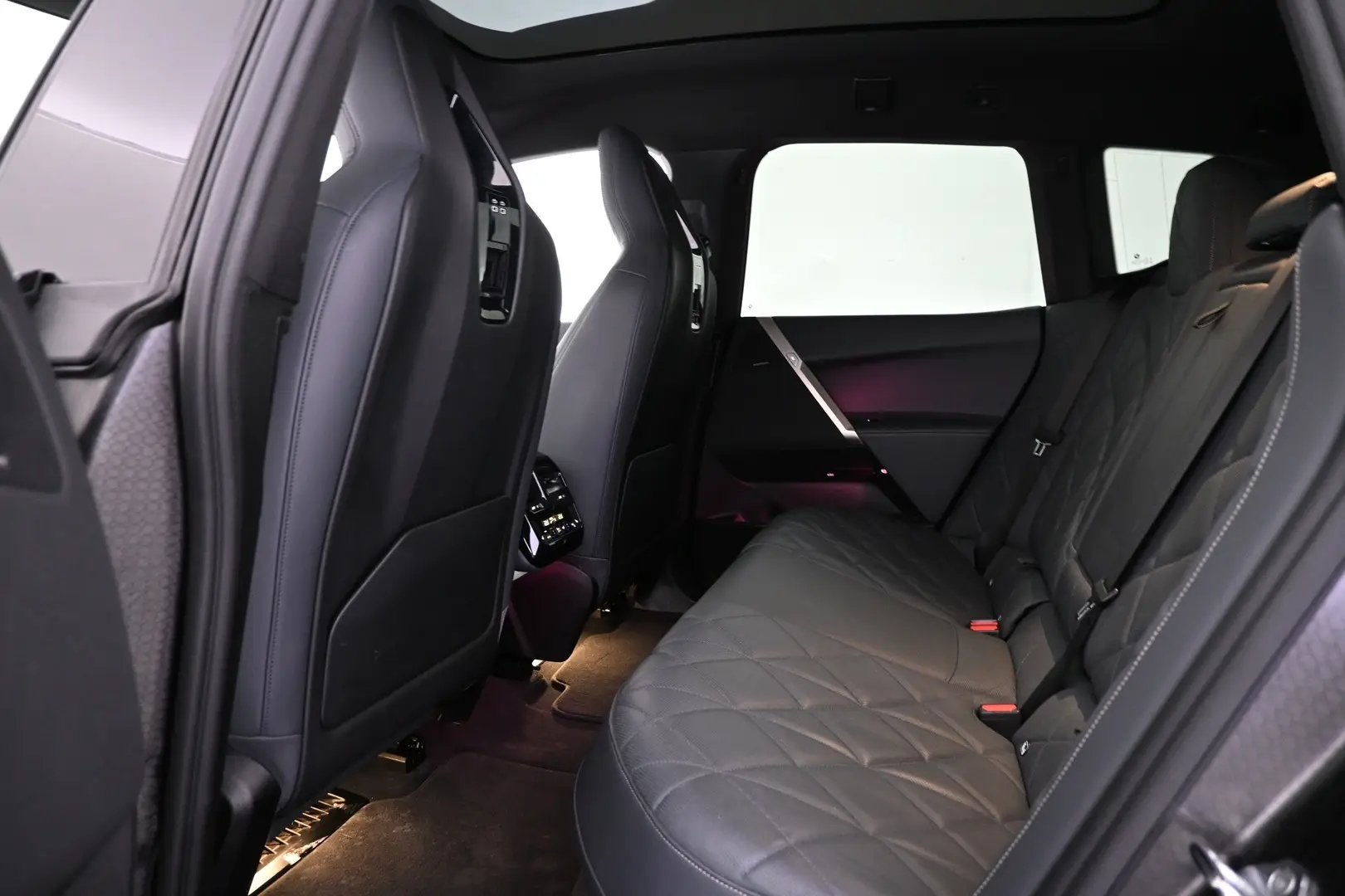 Car Image - 6yUh27omKWh4FlY7Bf6gD6