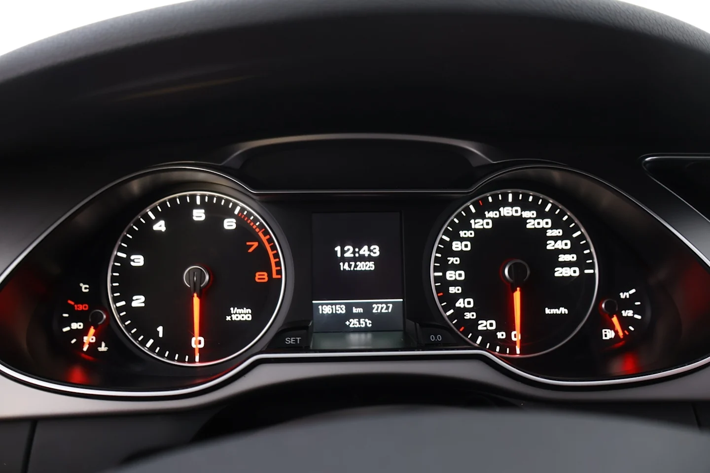 Car Image - 4o8z3EfavhIlfFxTKoxqPR