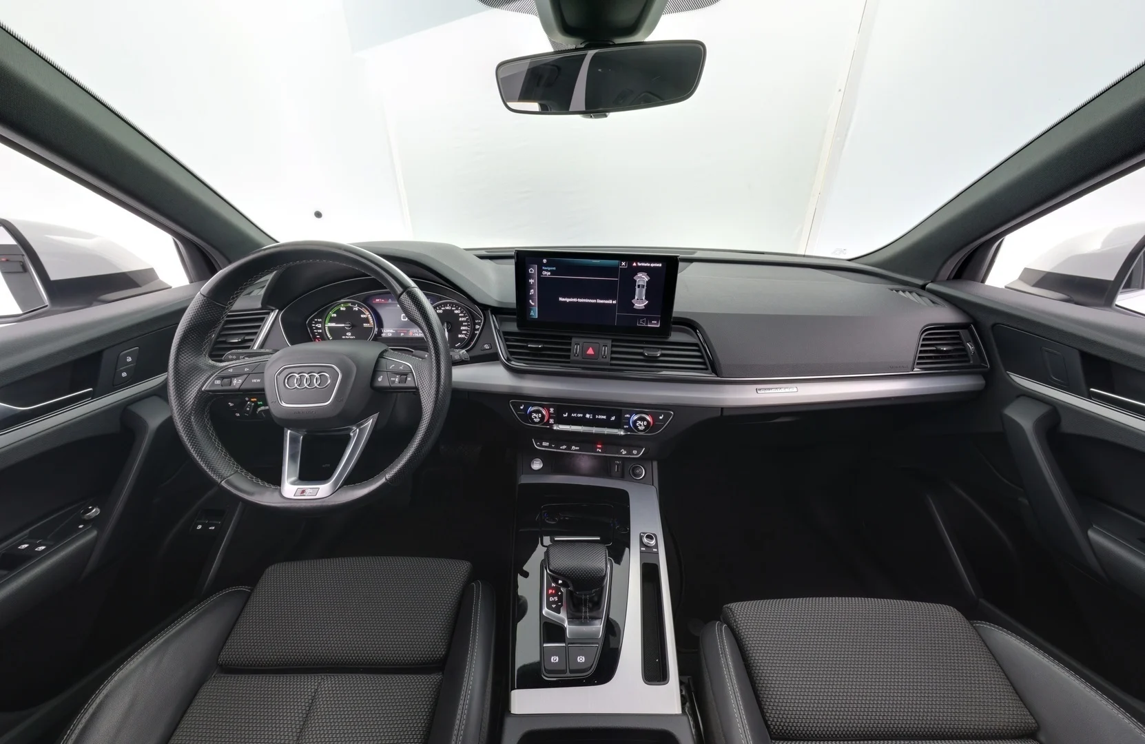 Car Image - 27QmQ9zfGBD6VHxK5mPBhl
