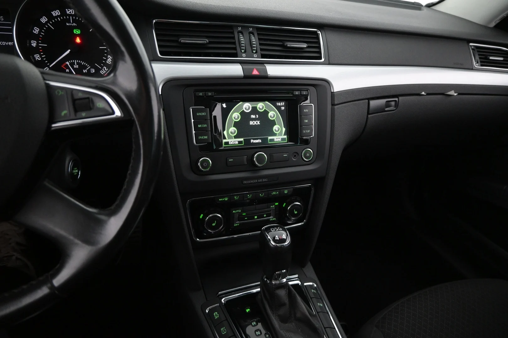 Car Image - 2oSixAoiKc8HR9nRxCMQdY