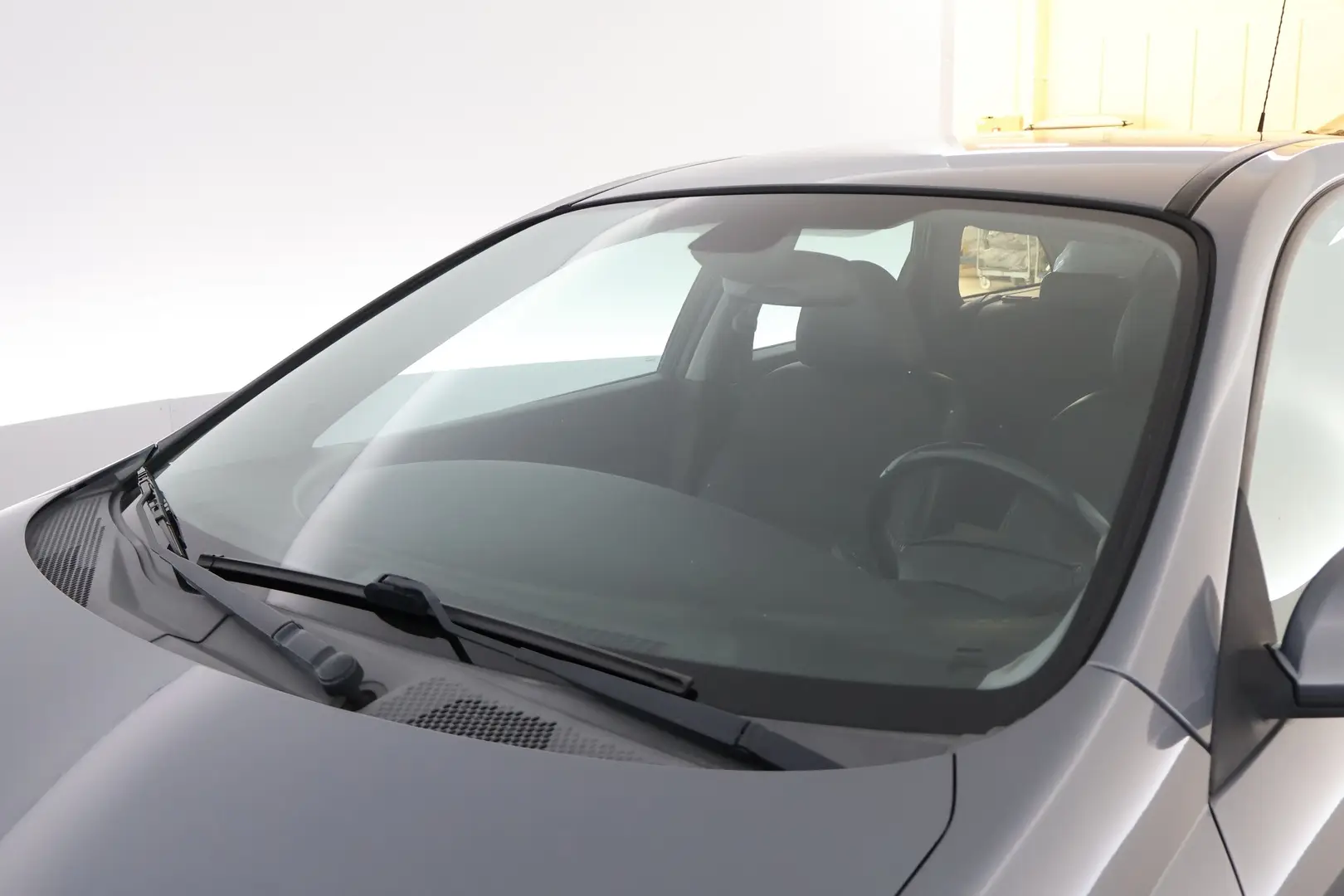 Car Image - 2cloEOZ0Uym2WOUSf7LnFI