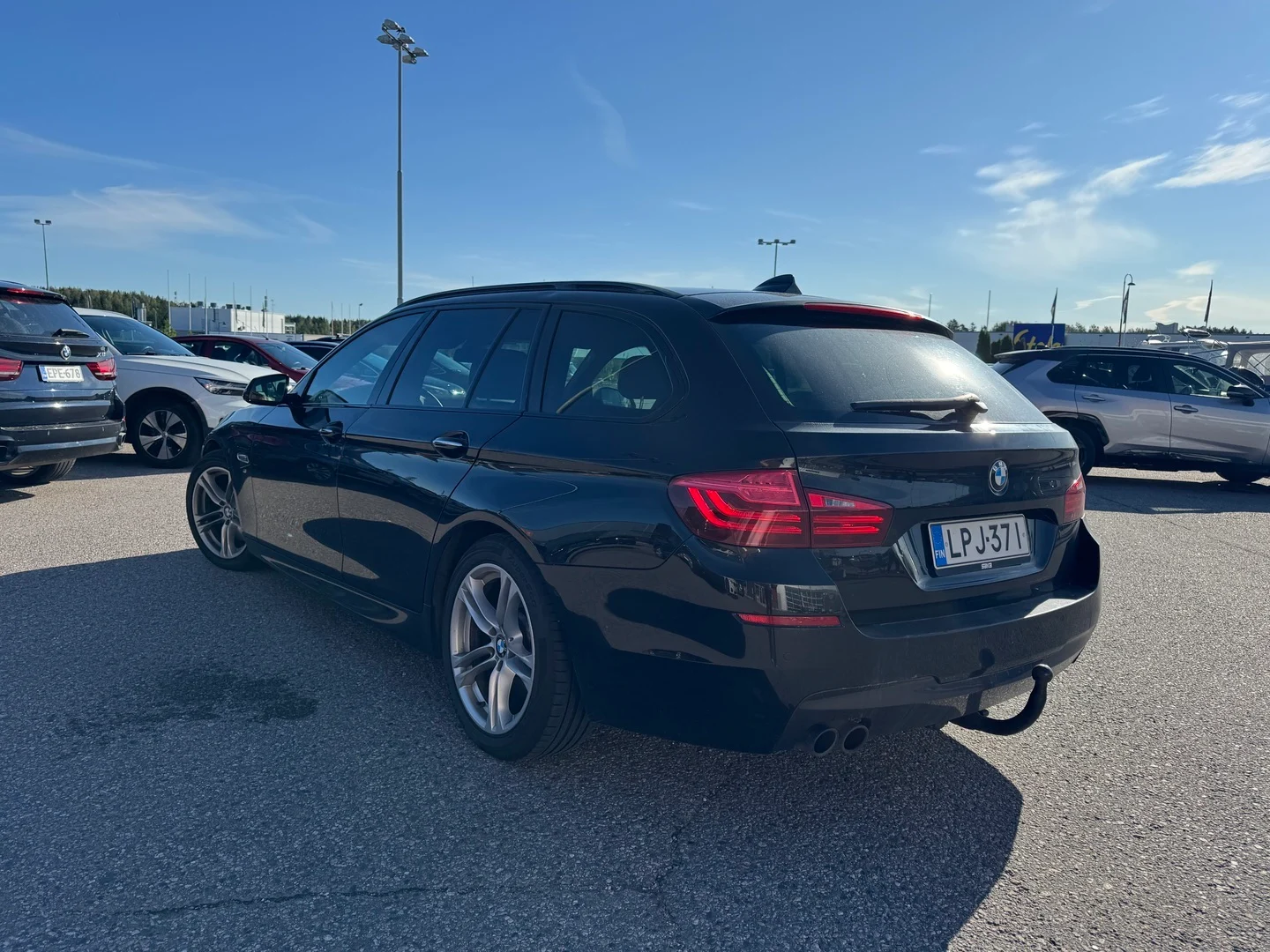 Car Image - 4WBwAumZEJufIifb1tjATQ