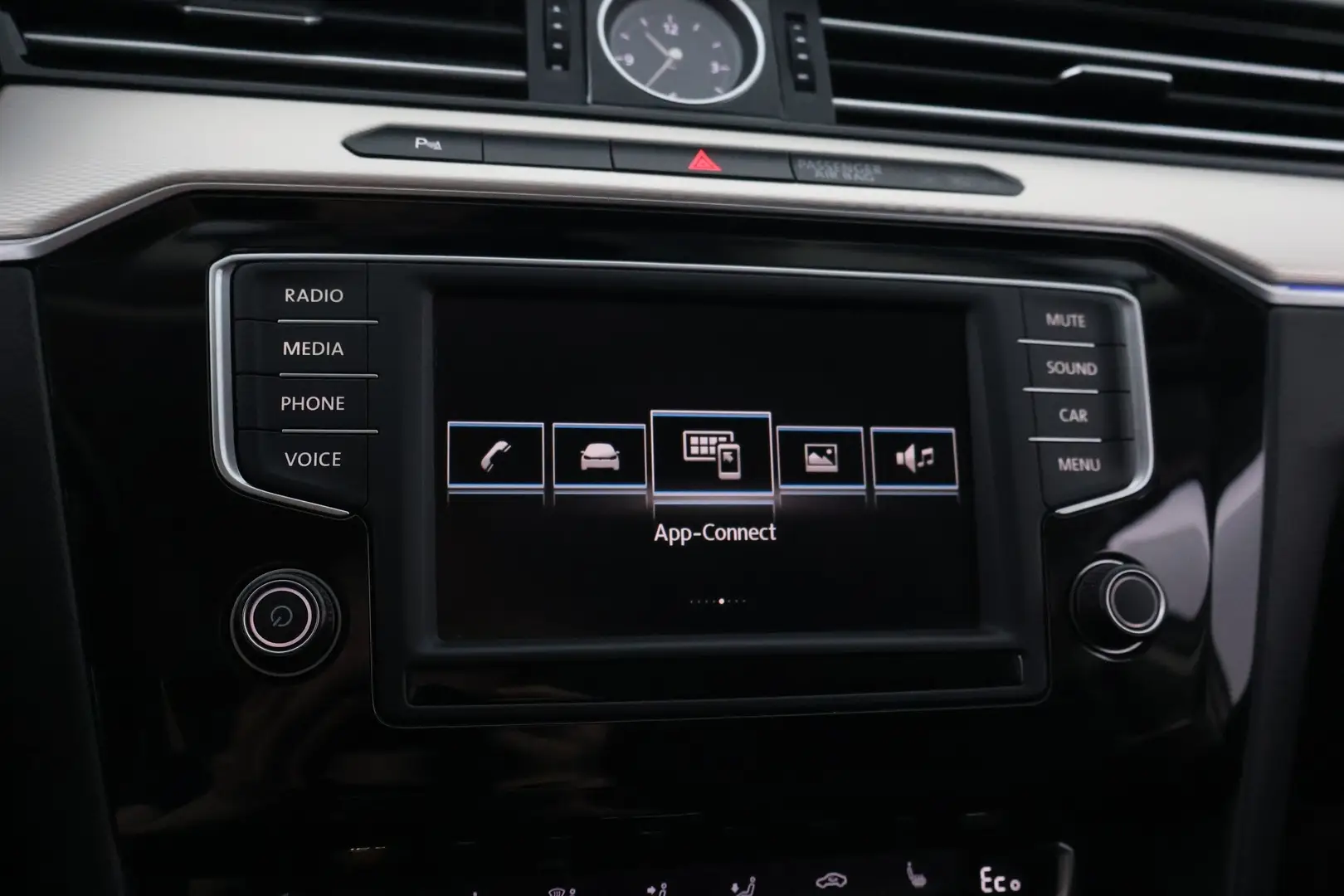 Car Image - 61sgAPRtvZm1ol9vN54ElG
