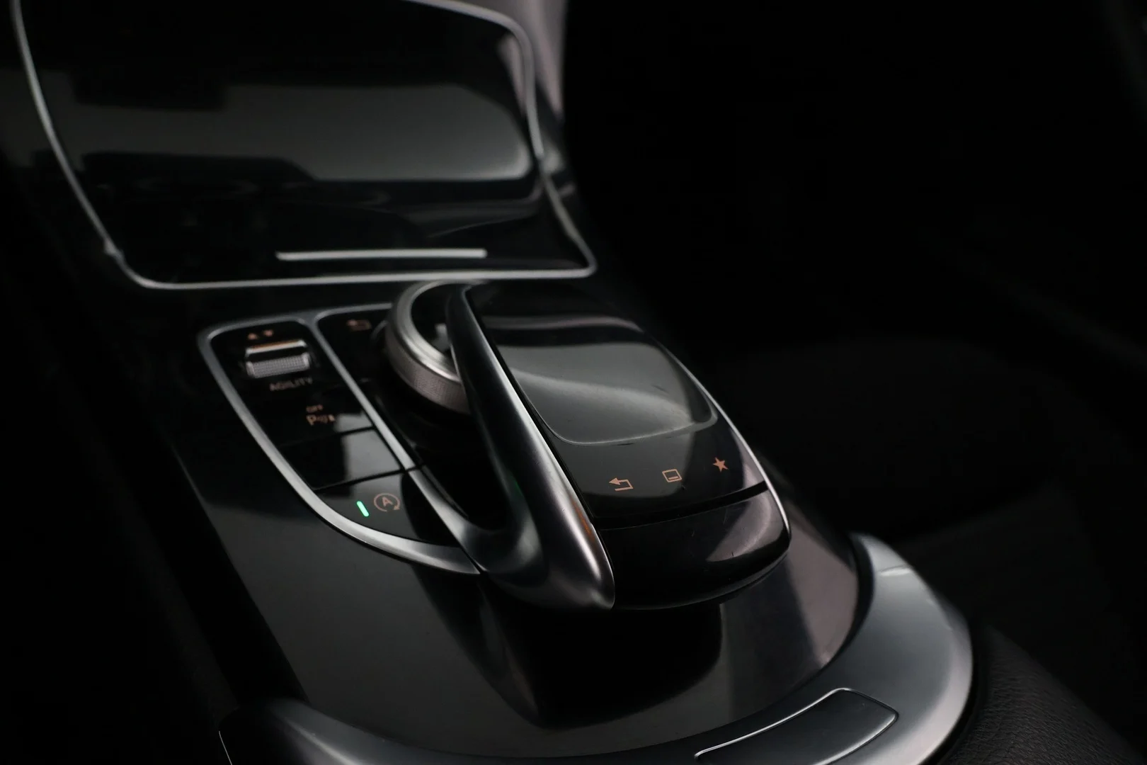 Car Image - 7pFAVCjzOAs8F6MB7gEWs0