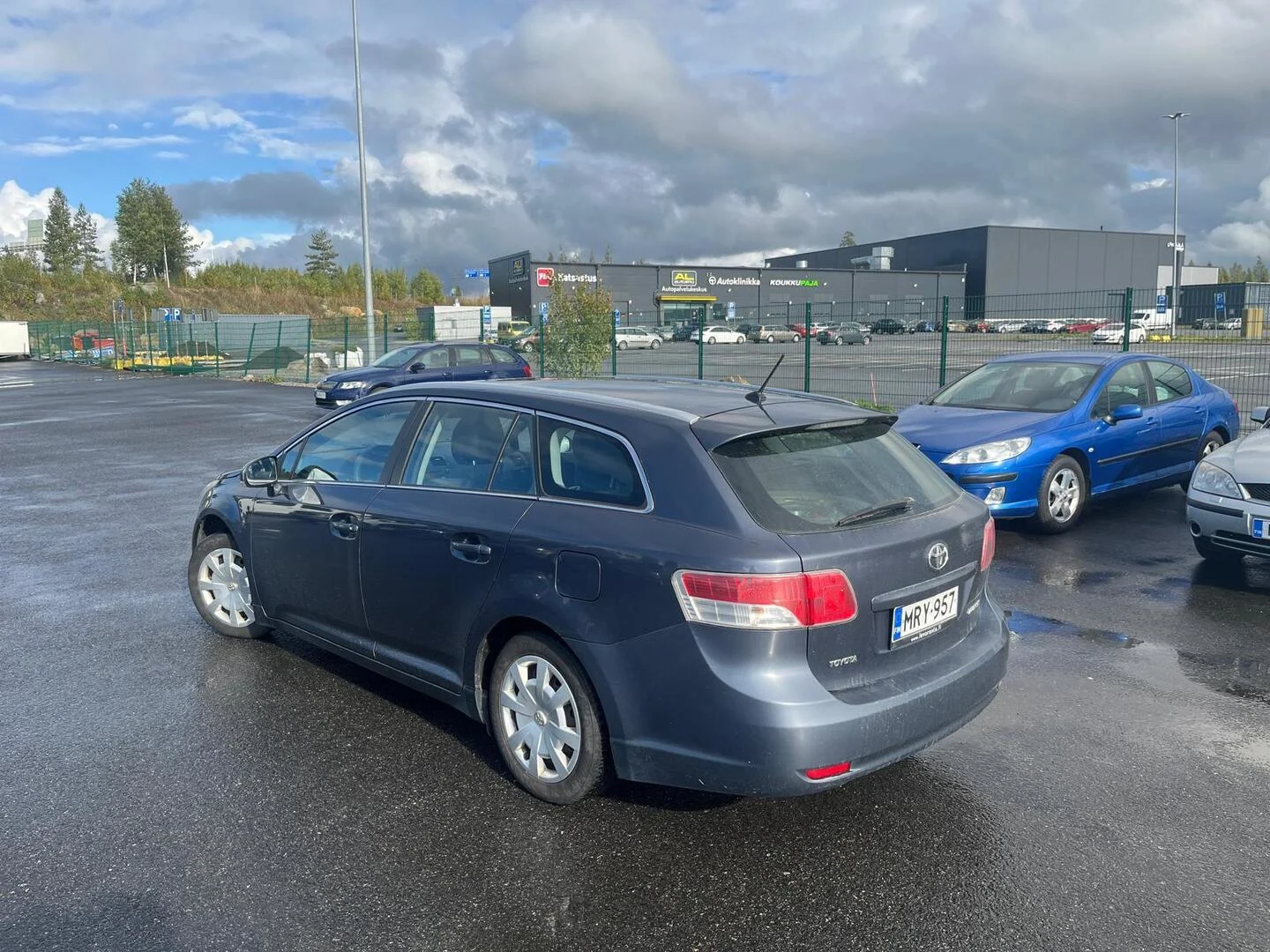 Car Image - 6pyI3MuSM9J5RKmEwAJsRL