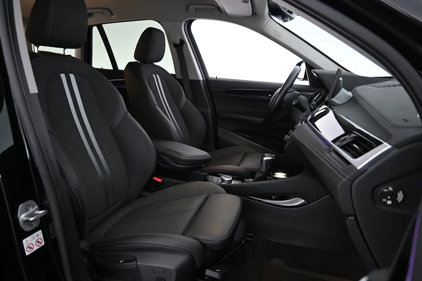 Car Image - 5gUb7B6e39f9tkd0nTrK0j