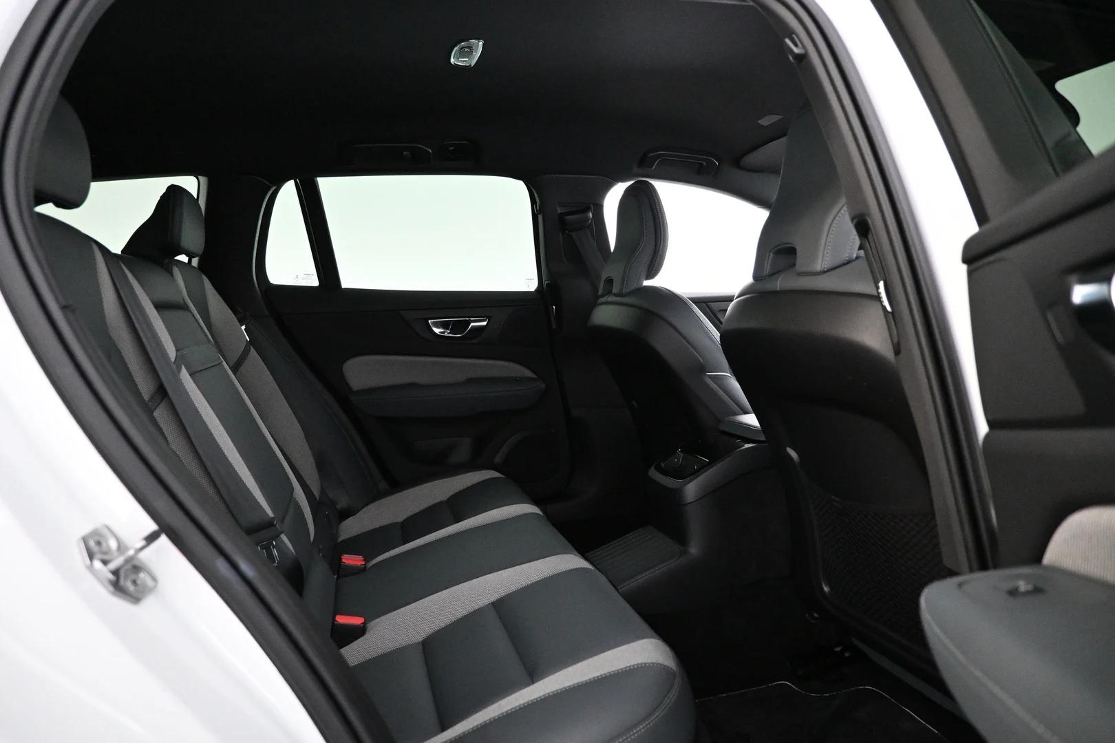 Car Image - 6kkPHiKwprAf9m3aHmhilY