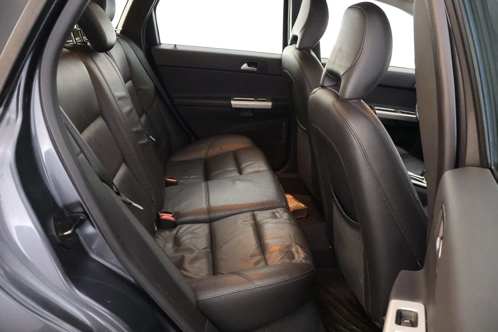 Car Image - 61fzXC22VIRG5Pcg0edMNV