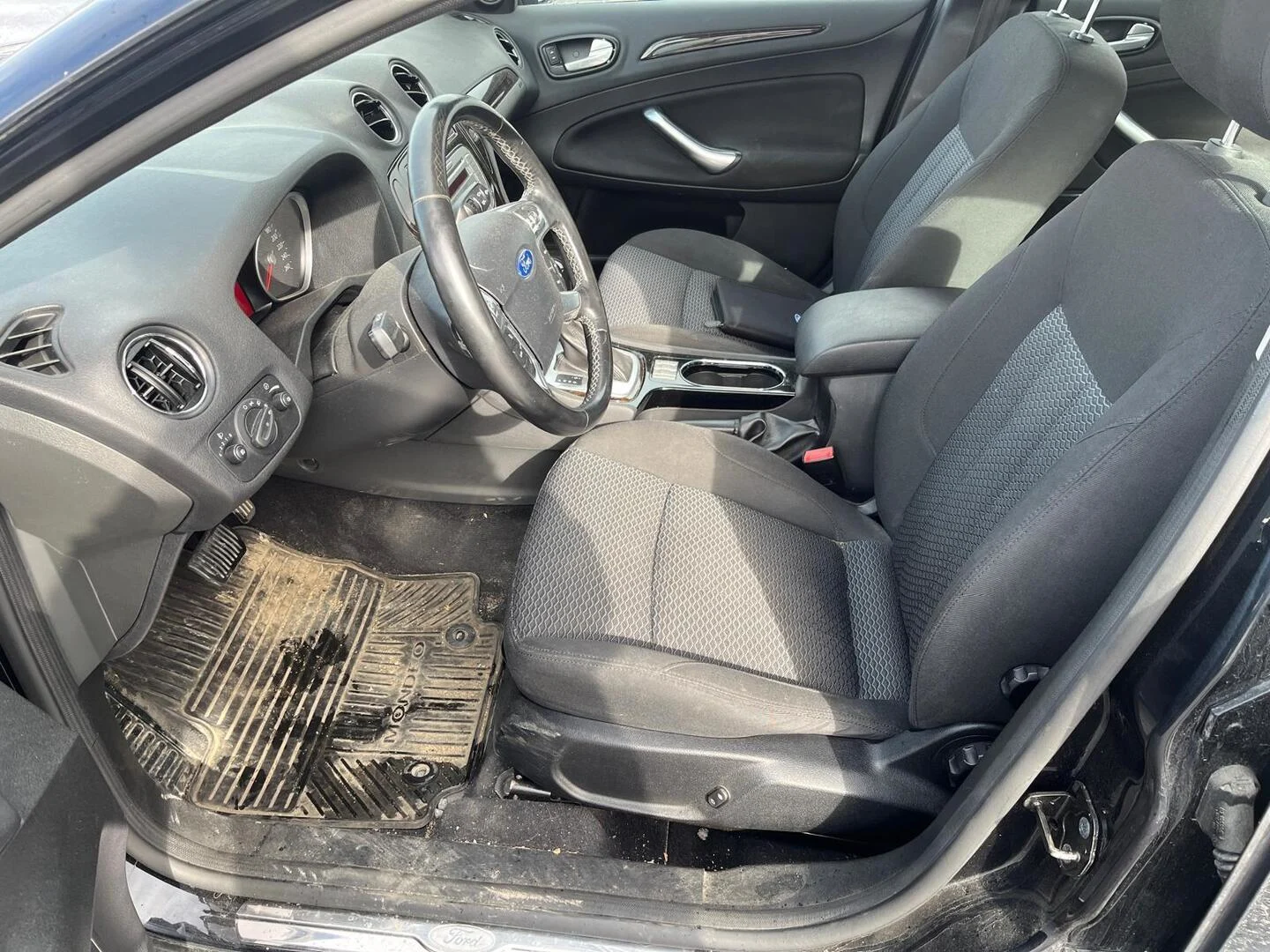 Car Image - 7pSAn1cmHY3lmilmiUy3vS