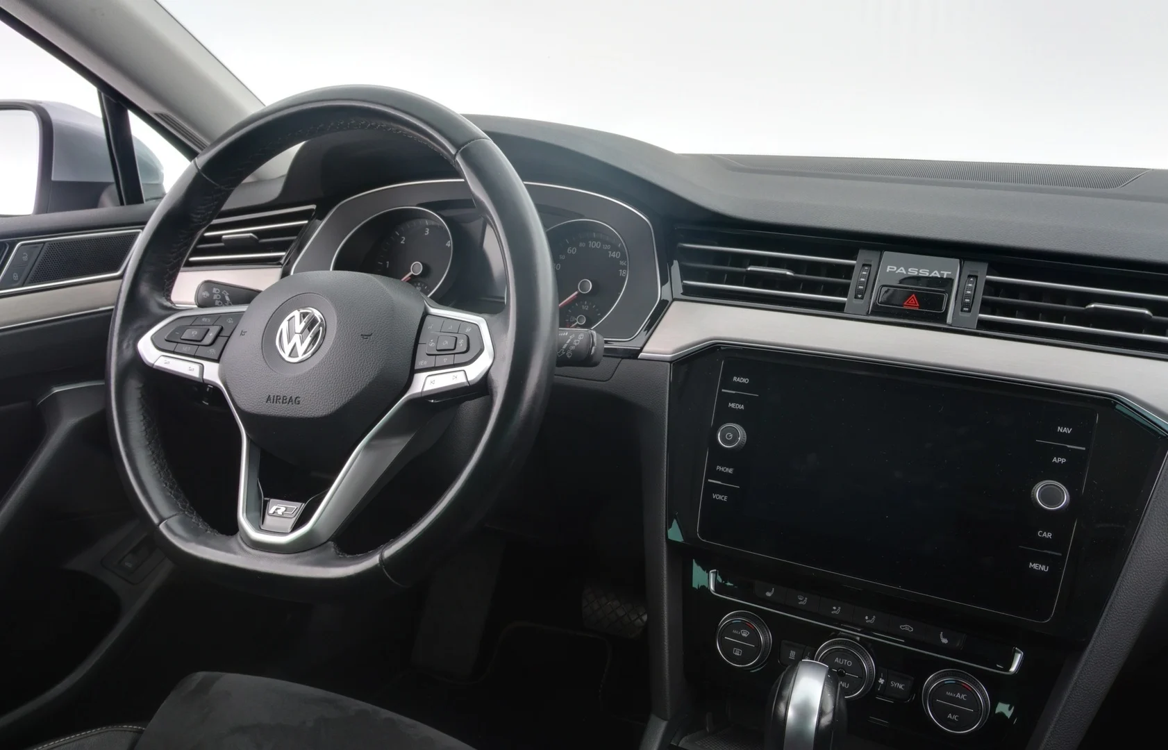 Car Image - 1K74P9rARST5OGzrW2bvxH