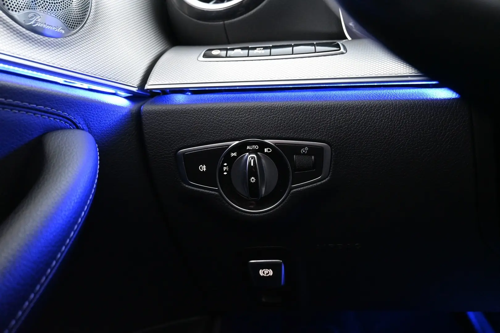 Car Image - 4N6BhU8ahzxI09MTIzBx4S