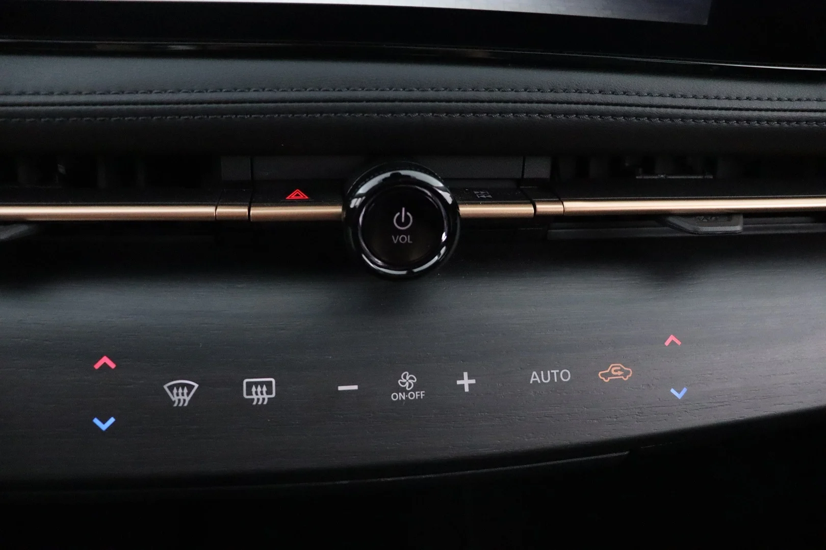 Car Image - crbKO7U2NHkyz48F8DxKy
