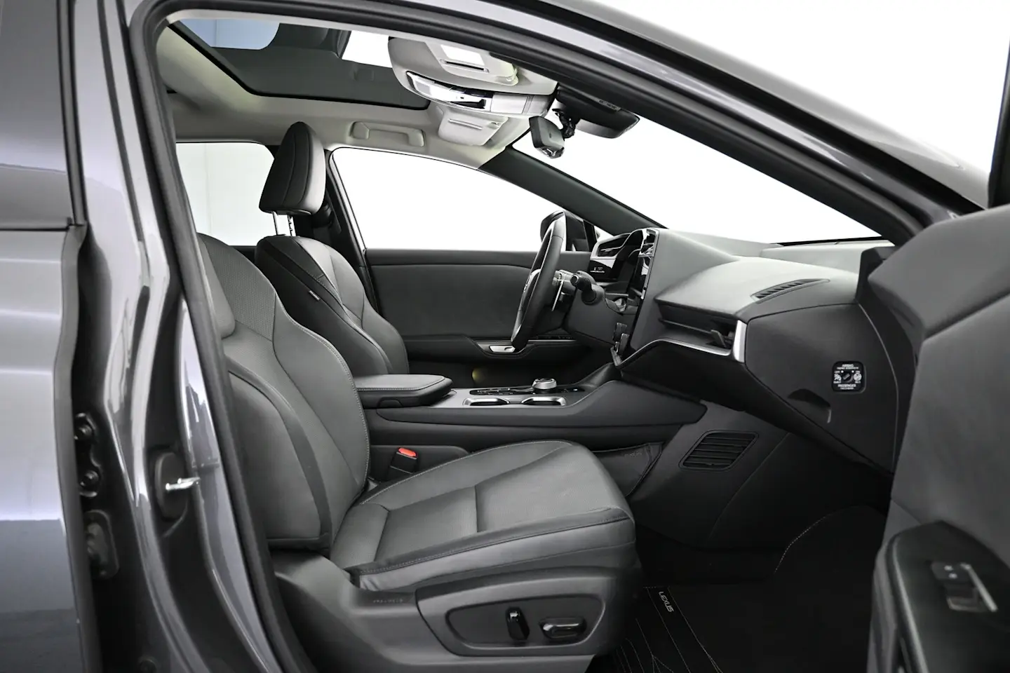 Car Image - 2yuApE4F2m7xm6dGHTB42C