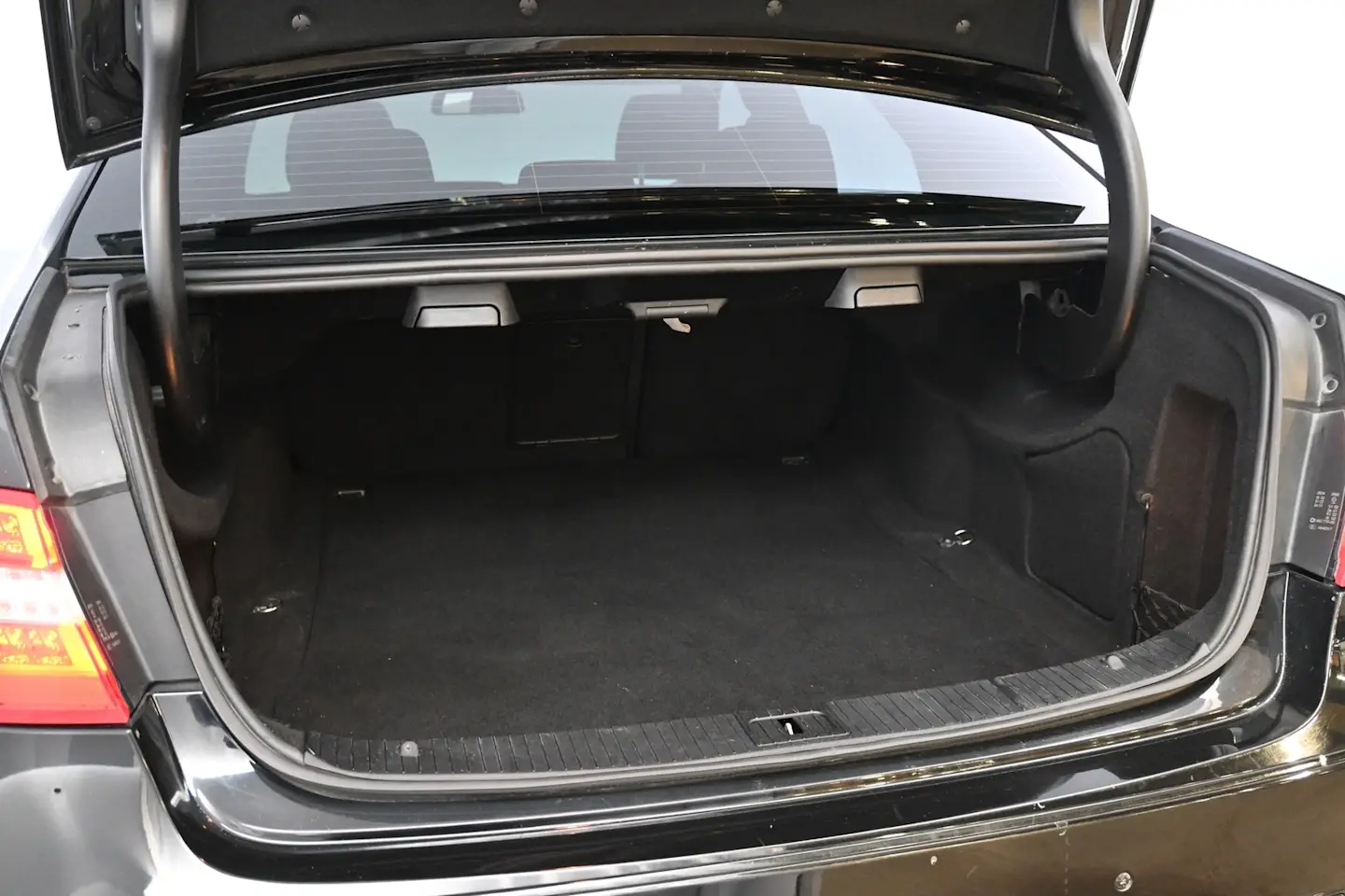 Car Image - 7AS4hl8crxrocmSxdRVA0N