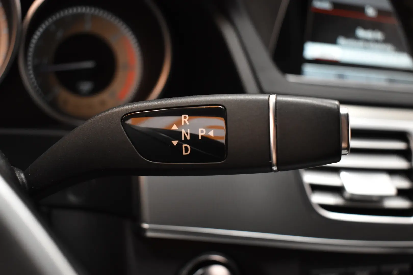 Car Image - 5elYf80JxuBhuMjtxi5uoS