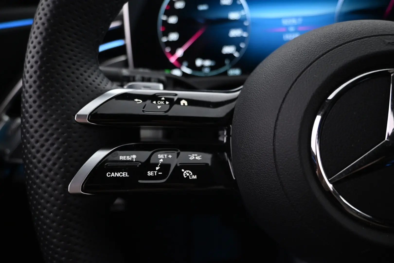 Car Image - 6R0FD8o5xwD1aZkCkkKMl1
