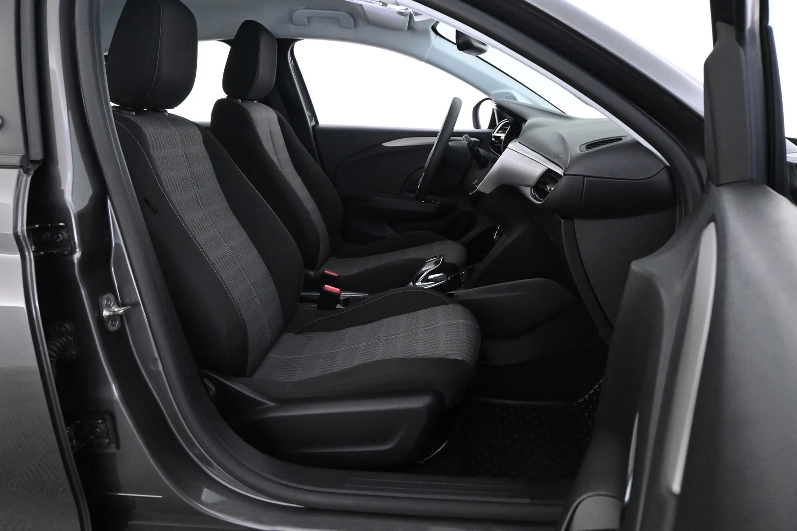 Car Image - 7c6NwhTlk3MP84xzoscvtU