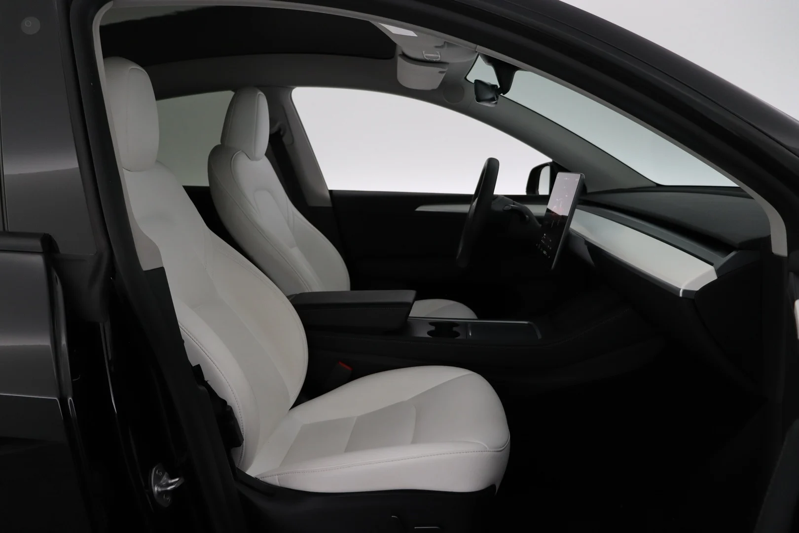 Car Image - 7BEBzDjsdRikmltNbT9Rft