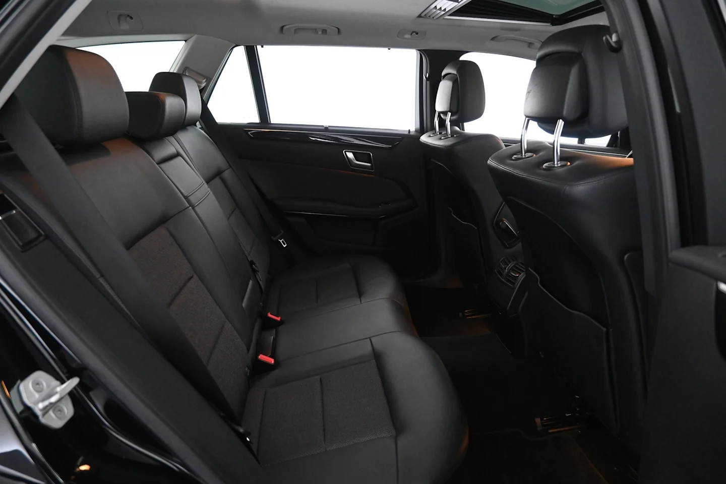 Car Image - 4GnvEMvPiZWbHGf9V3K1PY