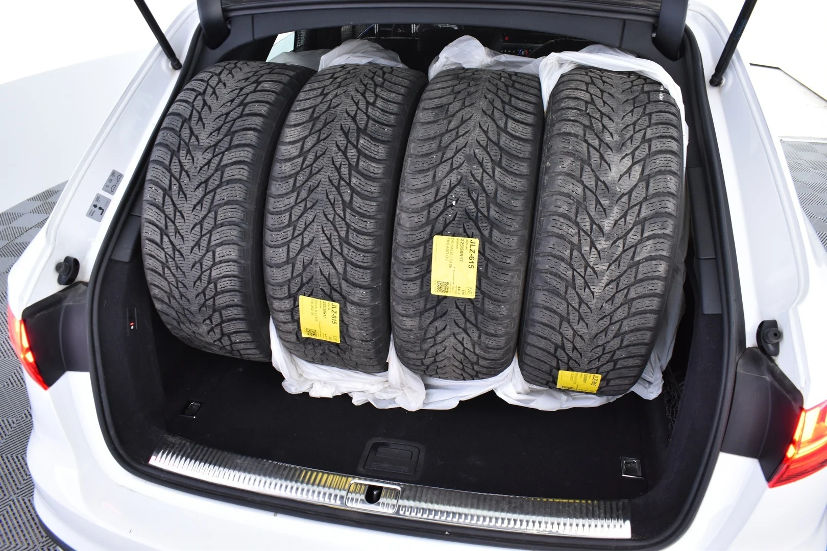 Car Image - 6q4tkmHY222PzfJ0SzI4Cd